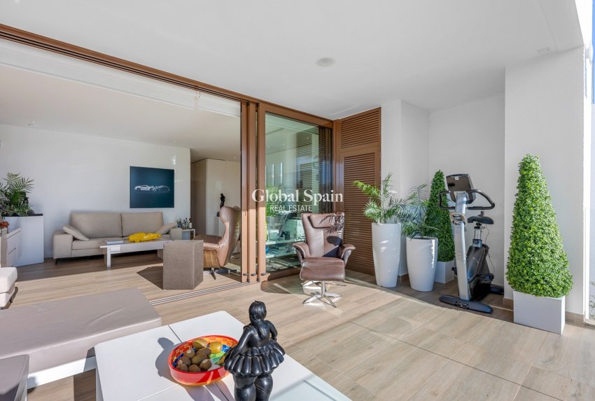 Resale - APARTMENT -
LAS COLINAS GOLF RESORT - Las Colinas Golf