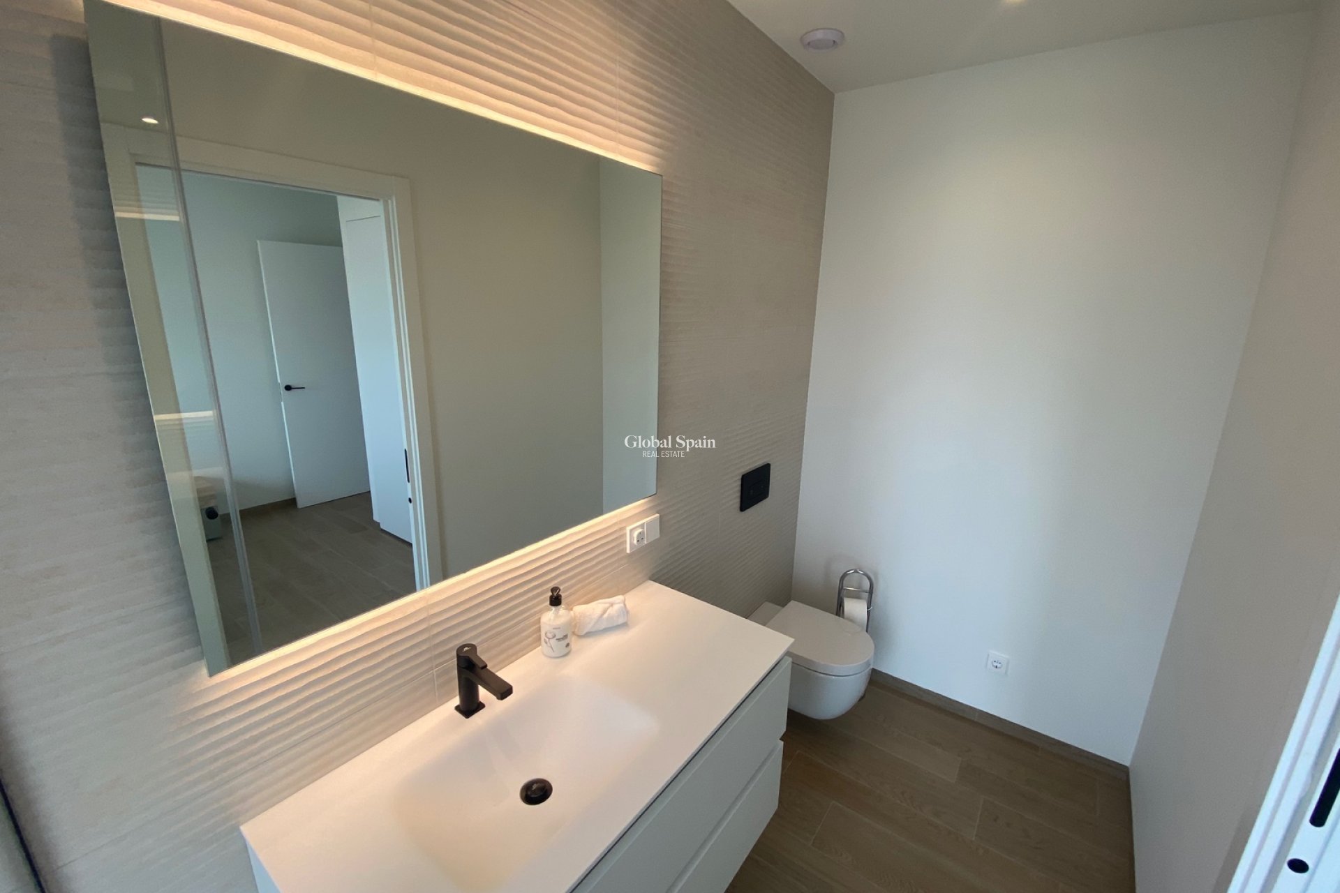 Resale - Apartment -
LAS COLINAS GOLF RESORT