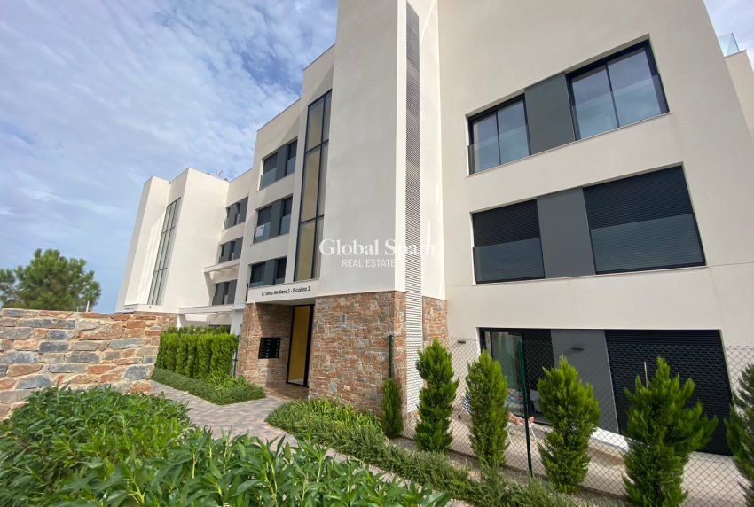 Resale - Apartment -
LAS COLINAS GOLF RESORT