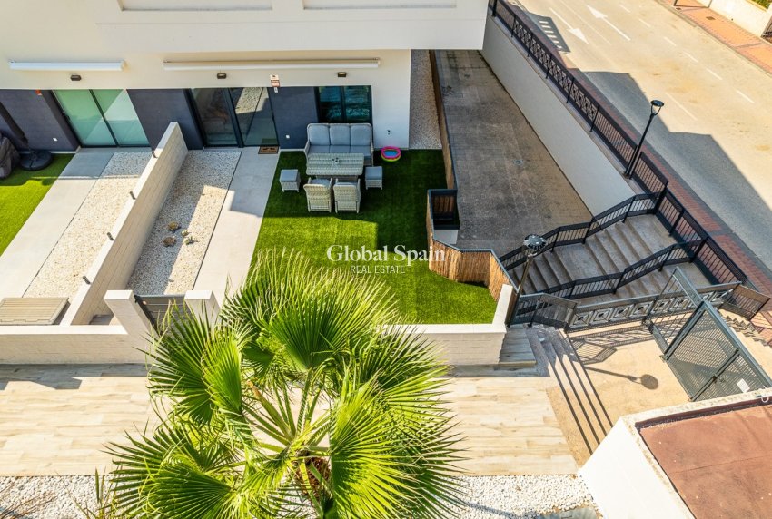 Resale - Apartment -
Lo Crispin