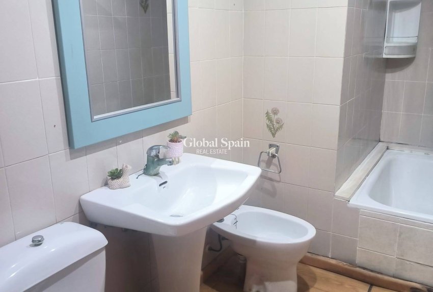 Resale - APARTMENT -
LO PAGÁN - La Puntica