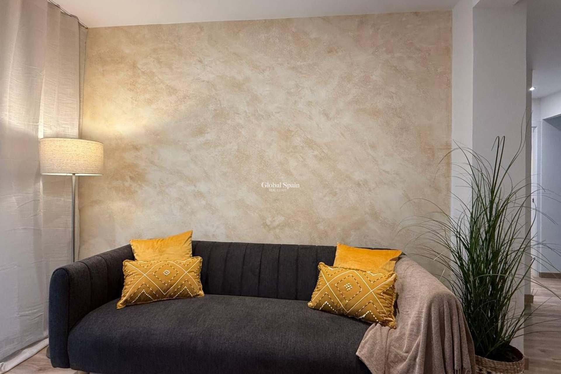 Resale - APARTMENT -
LO PAGÁN - La Puntica