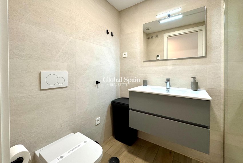 Resale - APARTMENT -
LOS ALCÁZARES - Dolores De Pacheco-santa Rosalía