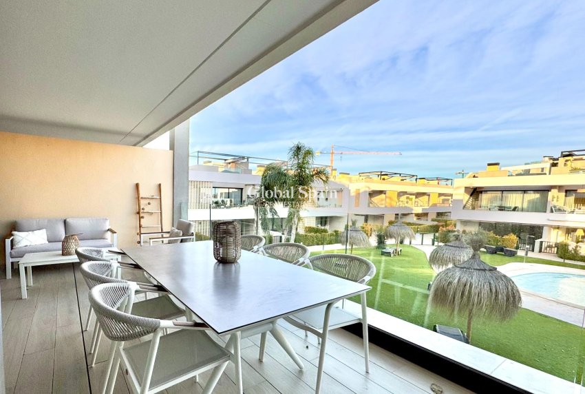 Resale - APARTMENT -
LOS ALCÁZARES - Dolores De Pacheco-santa Rosalía