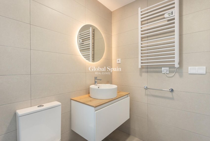 Resale - APARTMENT -
LOS ALCÁZARES - Dolores De Pacheco-santa Rosalía