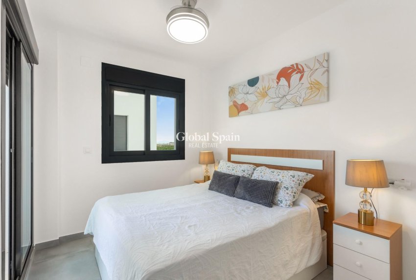 Resale - APARTMENT -
LOS ALCÁZARES - Dolores De Pacheco-santa Rosalía