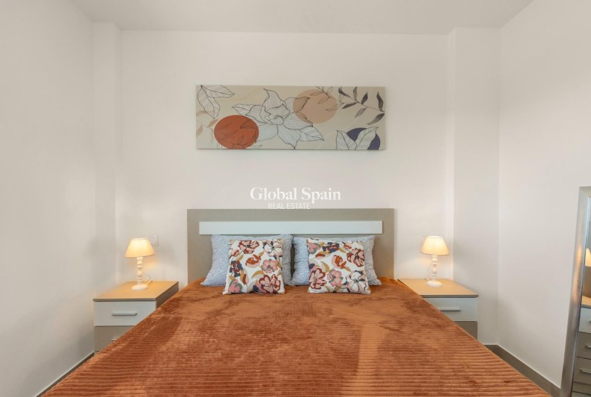 Resale - APARTMENT -
LOS ALCÁZARES - Dolores De Pacheco-santa Rosalía