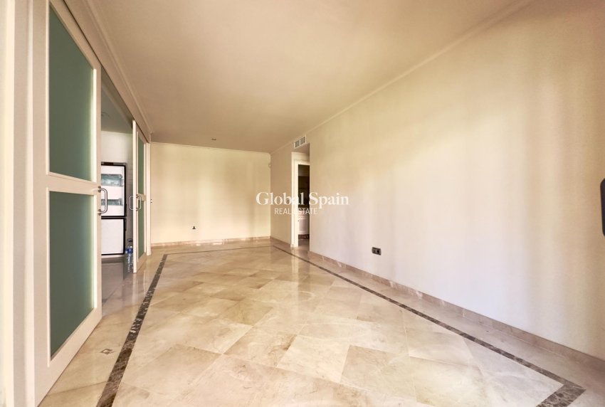 Resale - APARTMENT -
LOS ALCÁZARES - Punta Calera