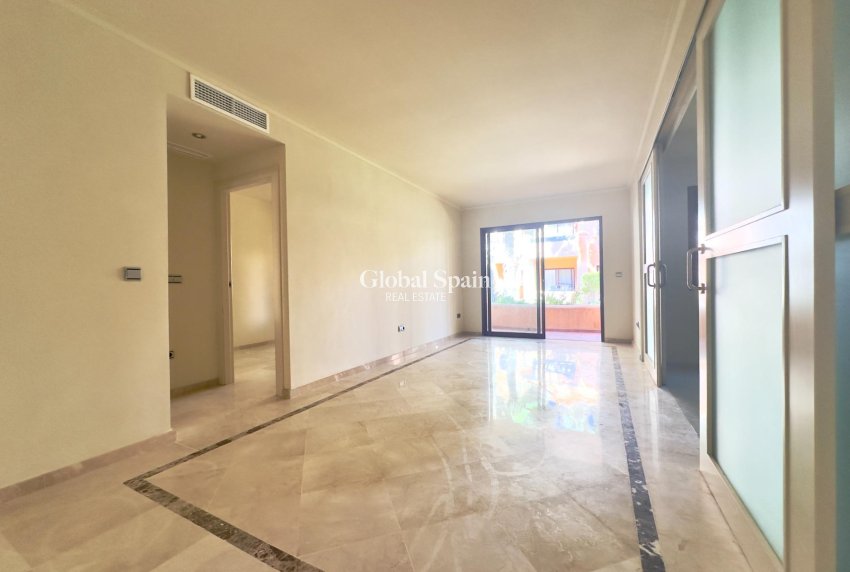 Resale - APARTMENT -
LOS ALCÁZARES - Punta Calera