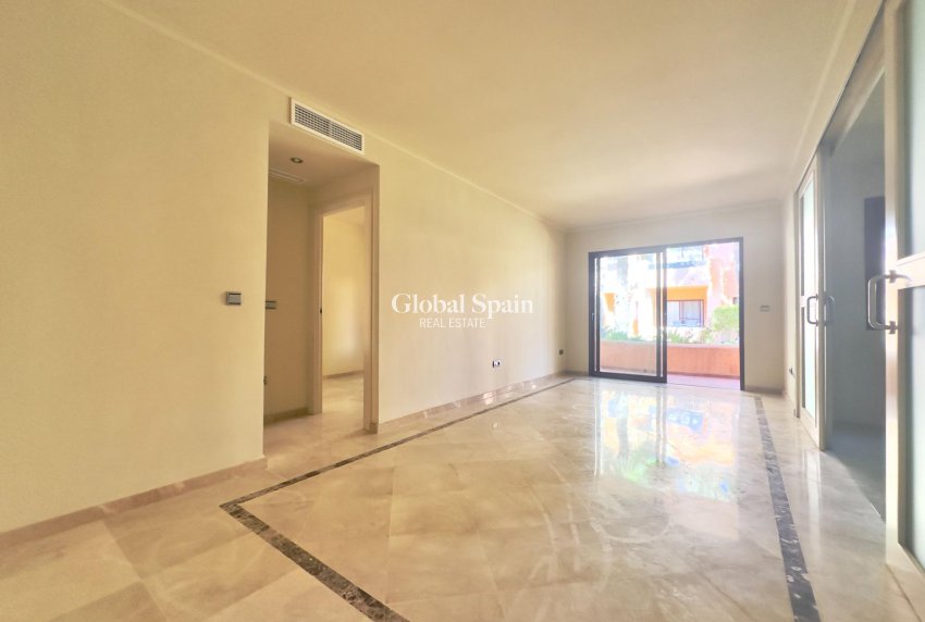 Resale - APARTMENT -
LOS ALCÁZARES - Punta Calera