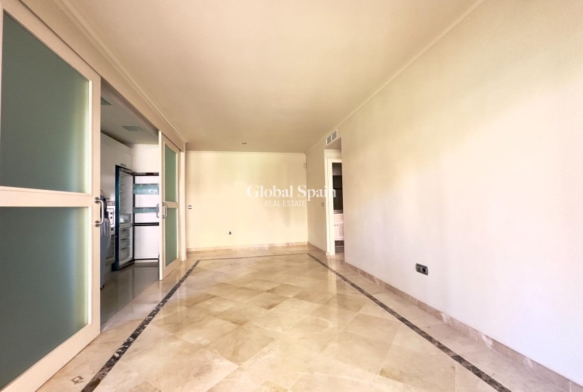 Resale - APARTMENT -
LOS ALCÁZARES - Punta Calera