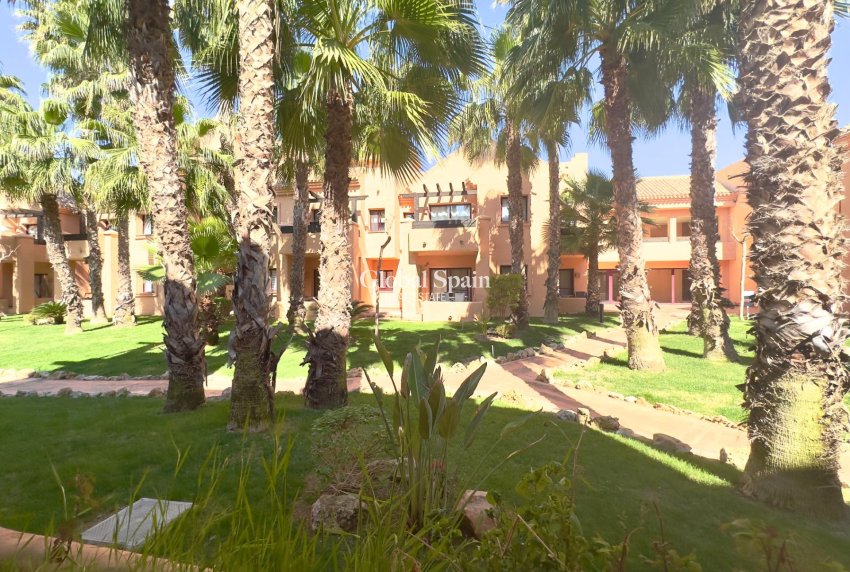 Resale - APARTMENT -
LOS ALCÁZARES - Punta Calera