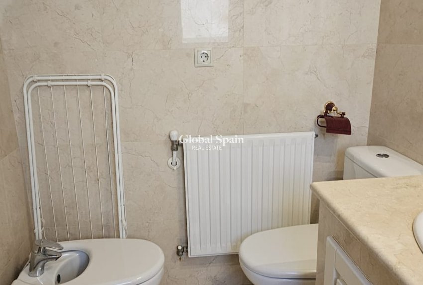 Resale - APARTMENT -
LOS ALCÁZARES