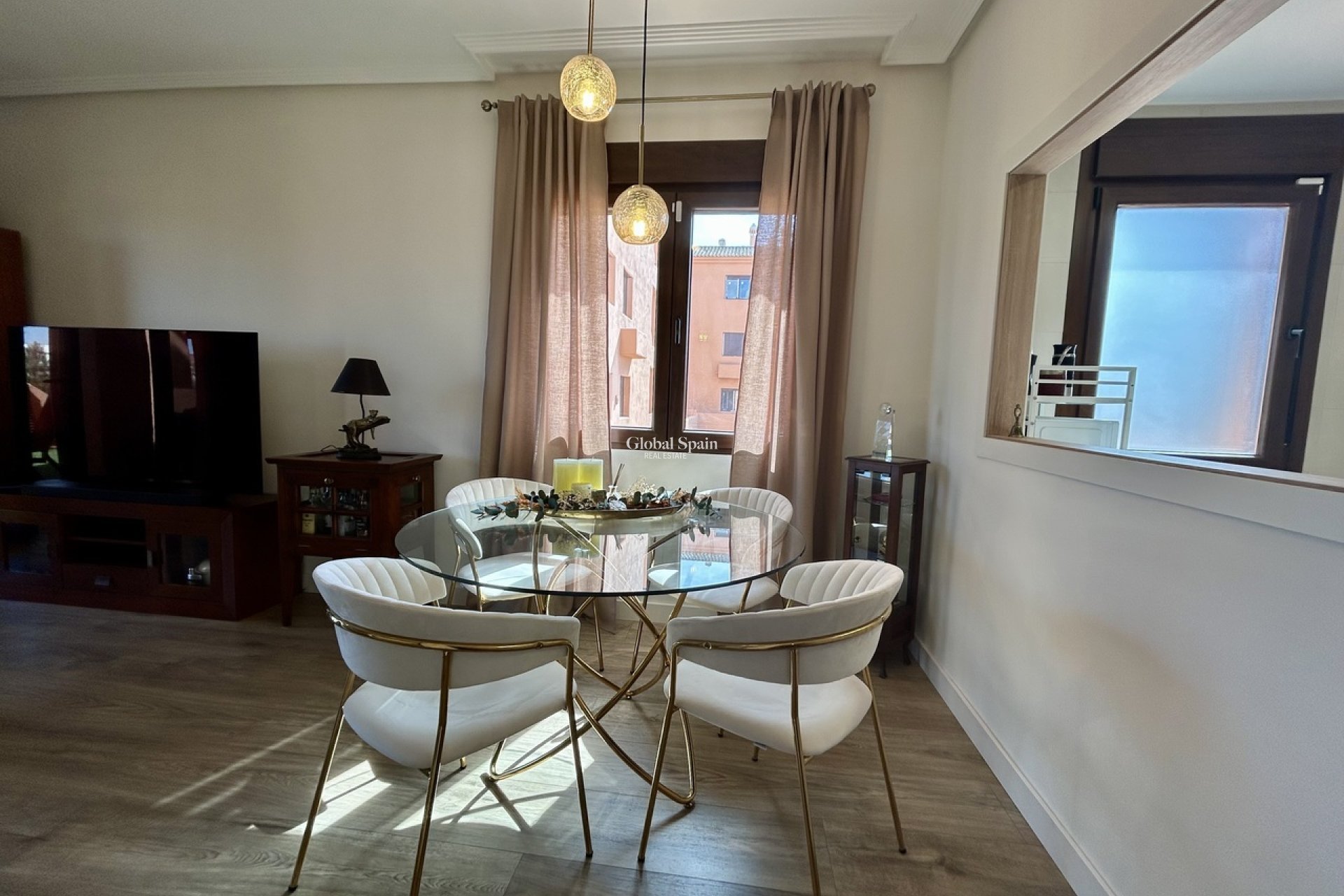Resale - APARTMENT -
LOS ALCÁZARES