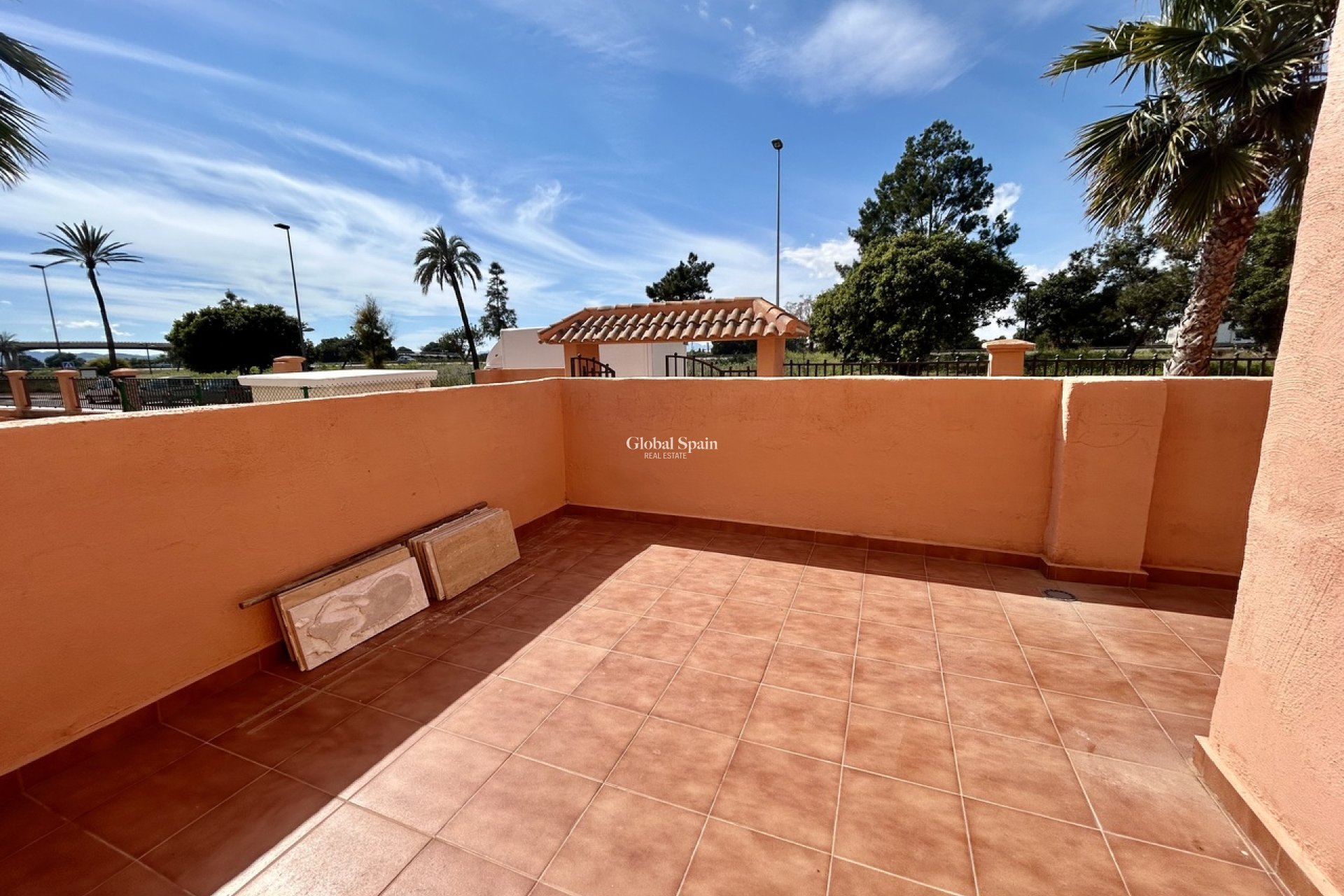 Resale - APARTMENT -
LOS ALCÁZARES