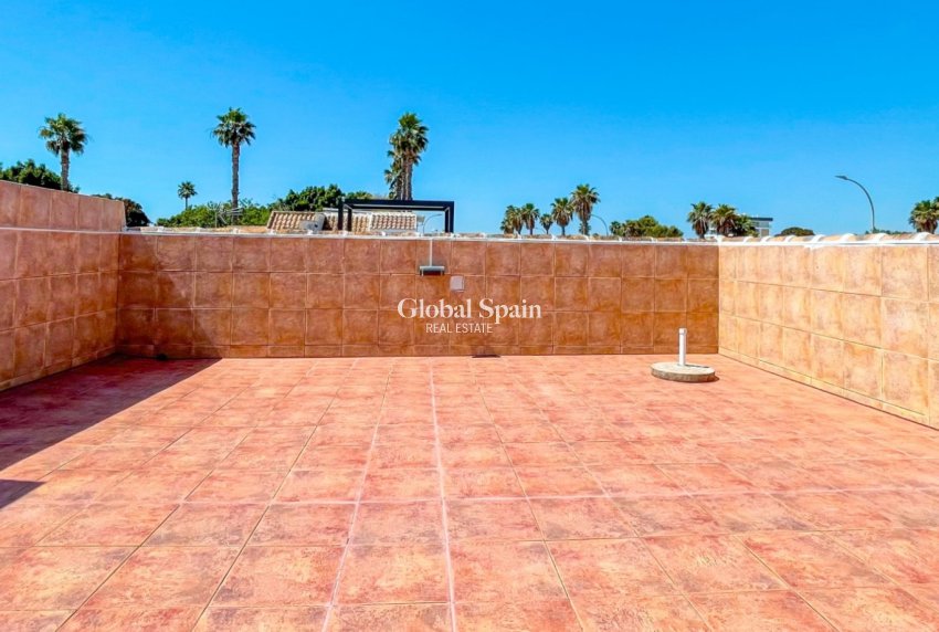 Resale - APARTMENT -
LOS ALCÁZARES
