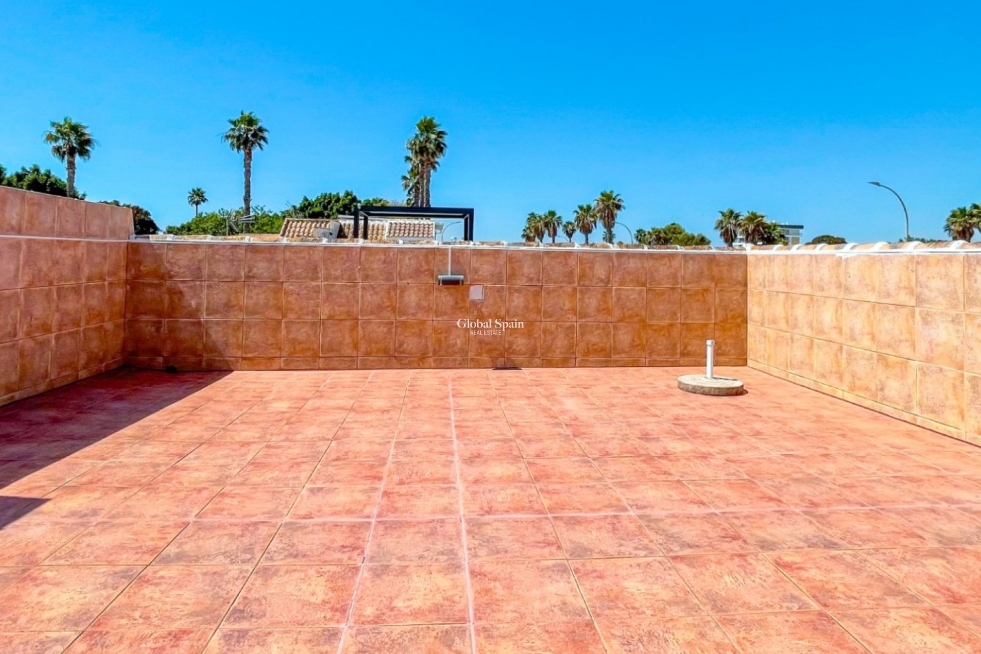 Resale - APARTMENT -
LOS ALCÁZARES