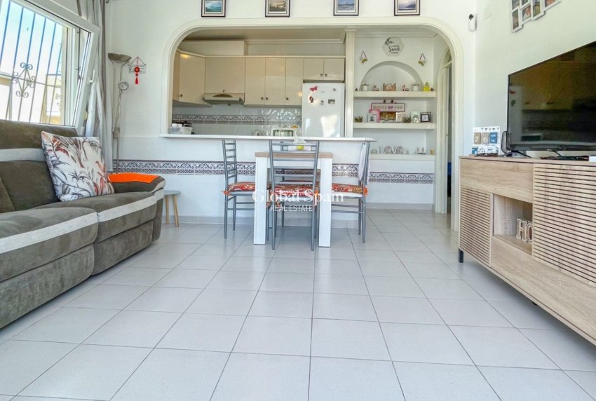 Resale - APARTMENT -
LOS ALCÁZARES
