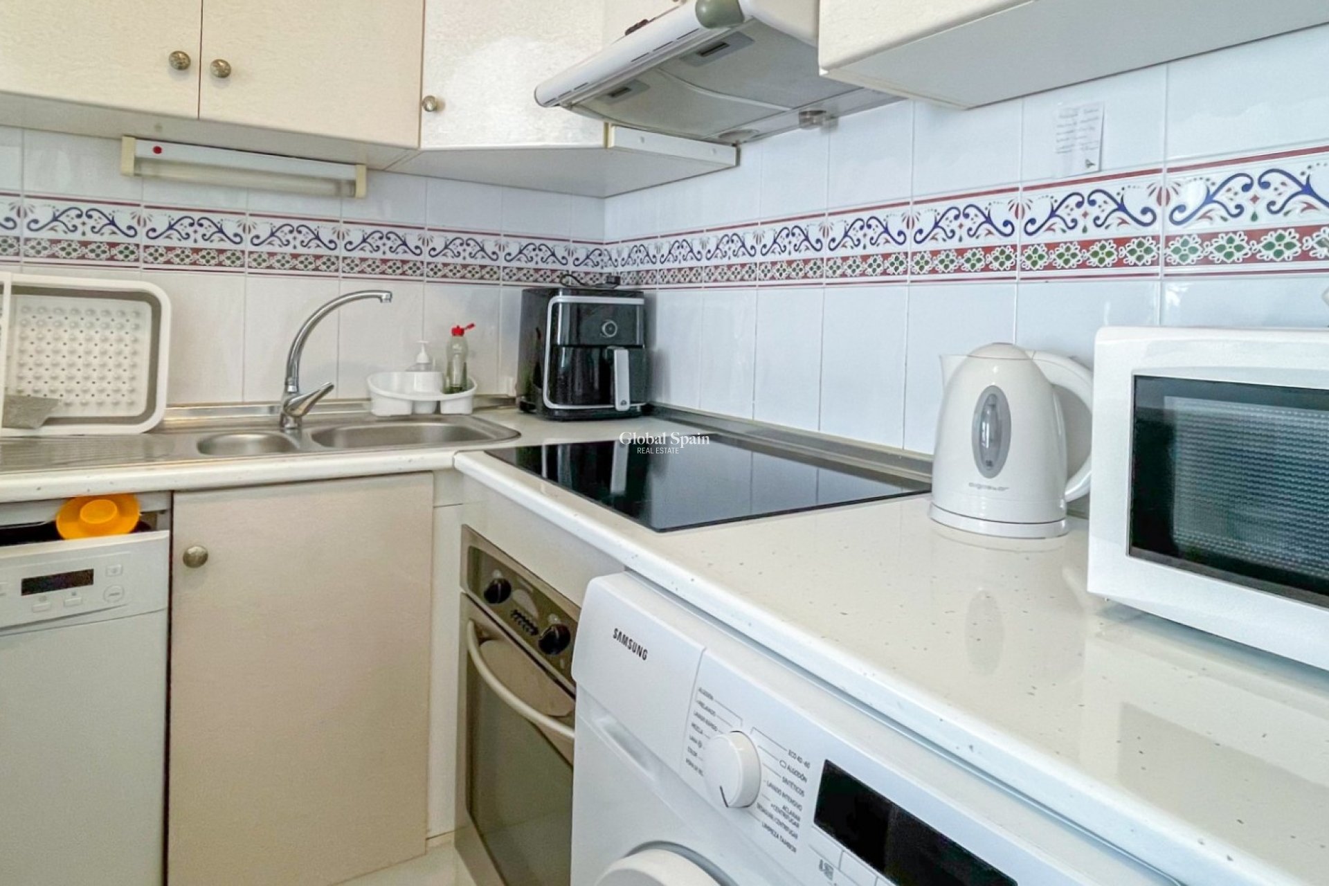 Resale - APARTMENT -
LOS ALCÁZARES