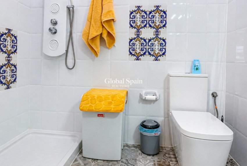 Resale - APARTMENT -
LOS ALCÁZARES