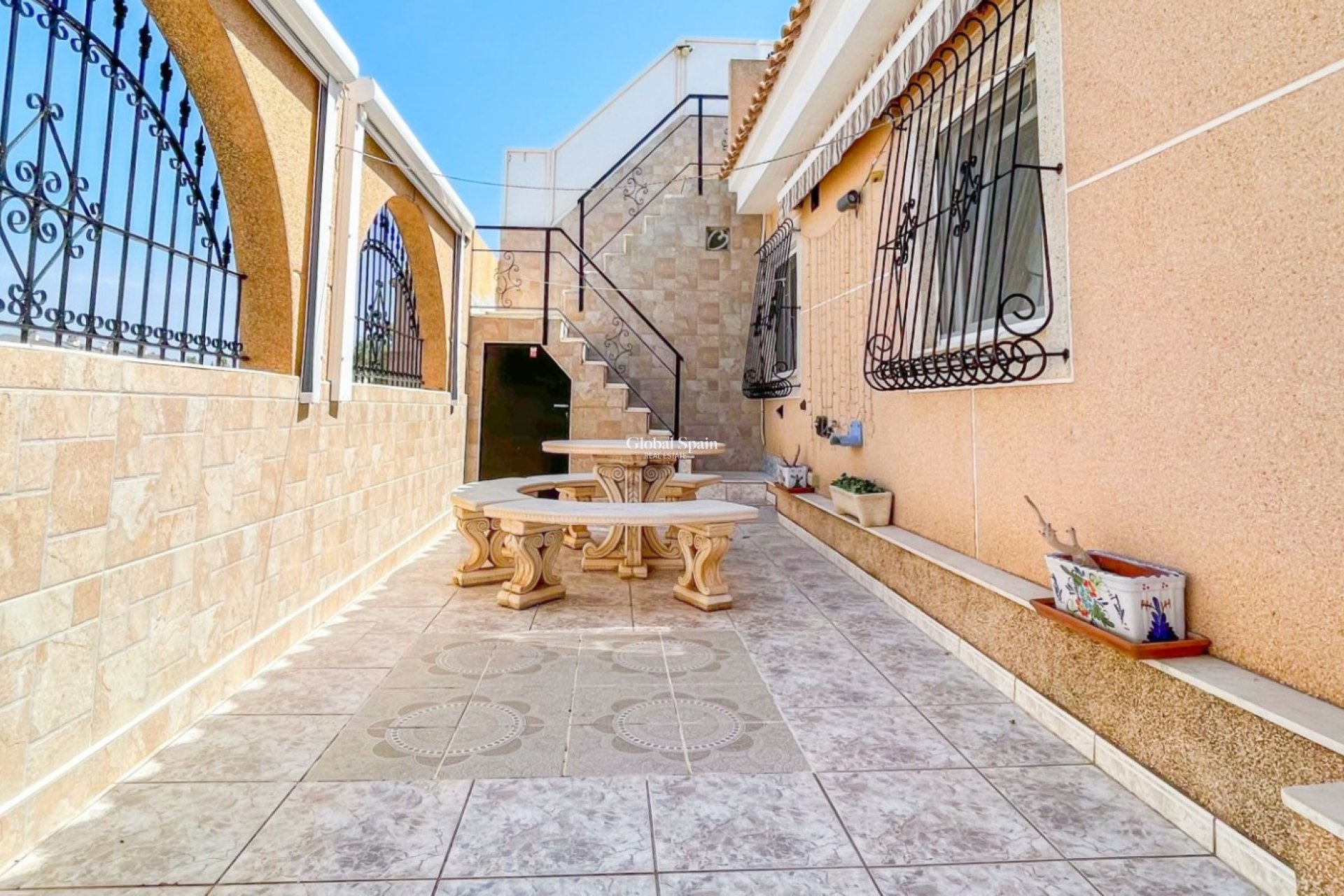 Resale - APARTMENT -
LOS ALCÁZARES