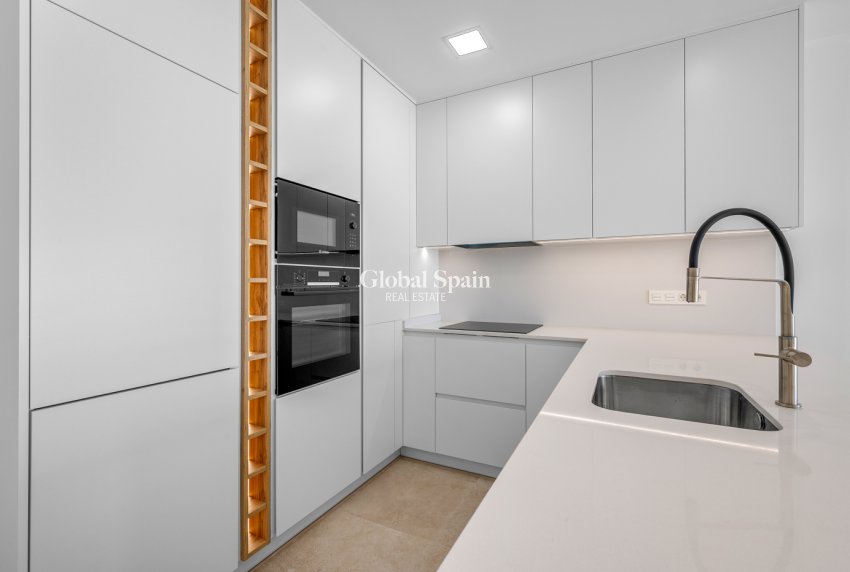 Resale - APARTMENT -
LOS ALCÁZARES