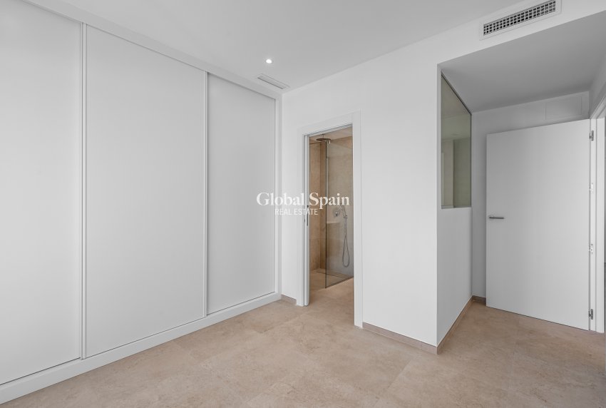 Resale - APARTMENT -
LOS ALCÁZARES