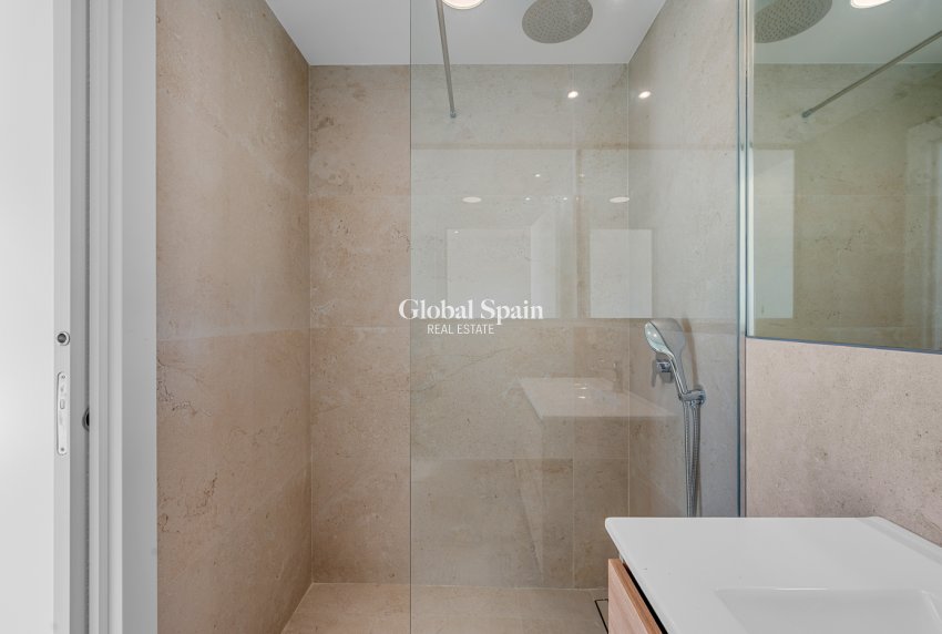 Resale - APARTMENT -
LOS ALCÁZARES