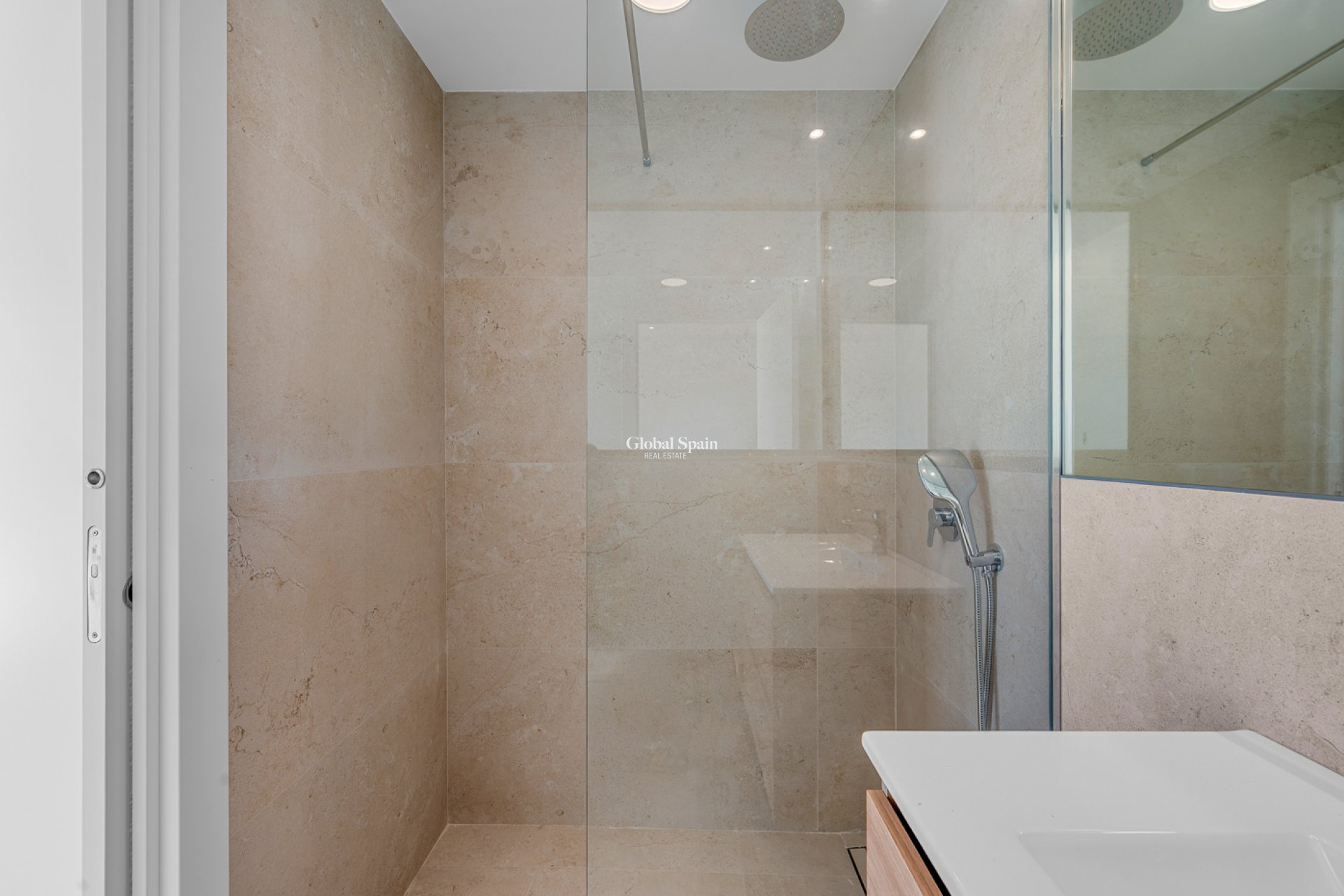 Resale - APARTMENT -
LOS ALCÁZARES