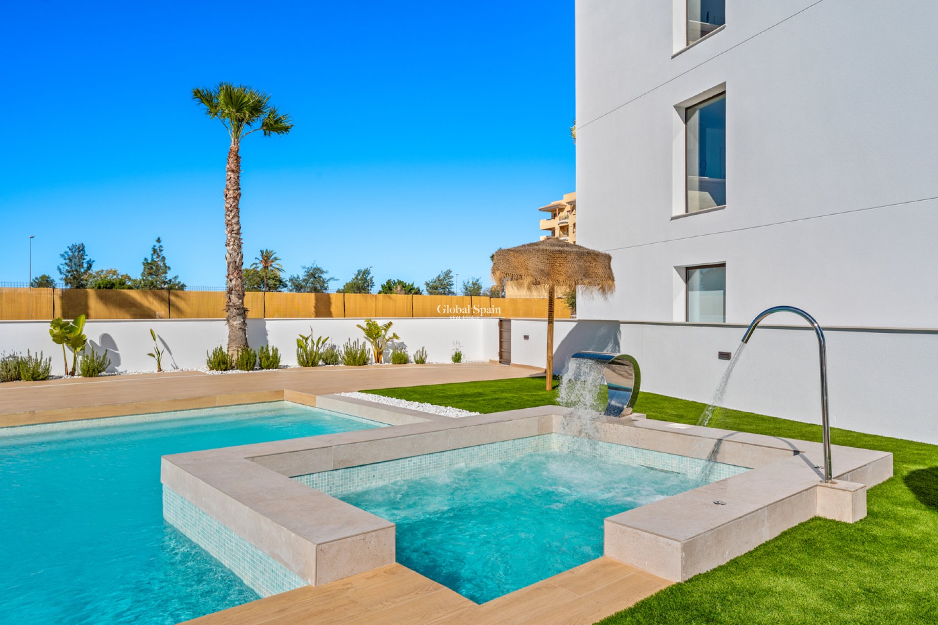 Resale - APARTMENT -
LOS ALCÁZARES