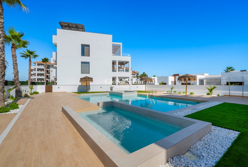 Resale - APARTMENT -
LOS ALCÁZARES