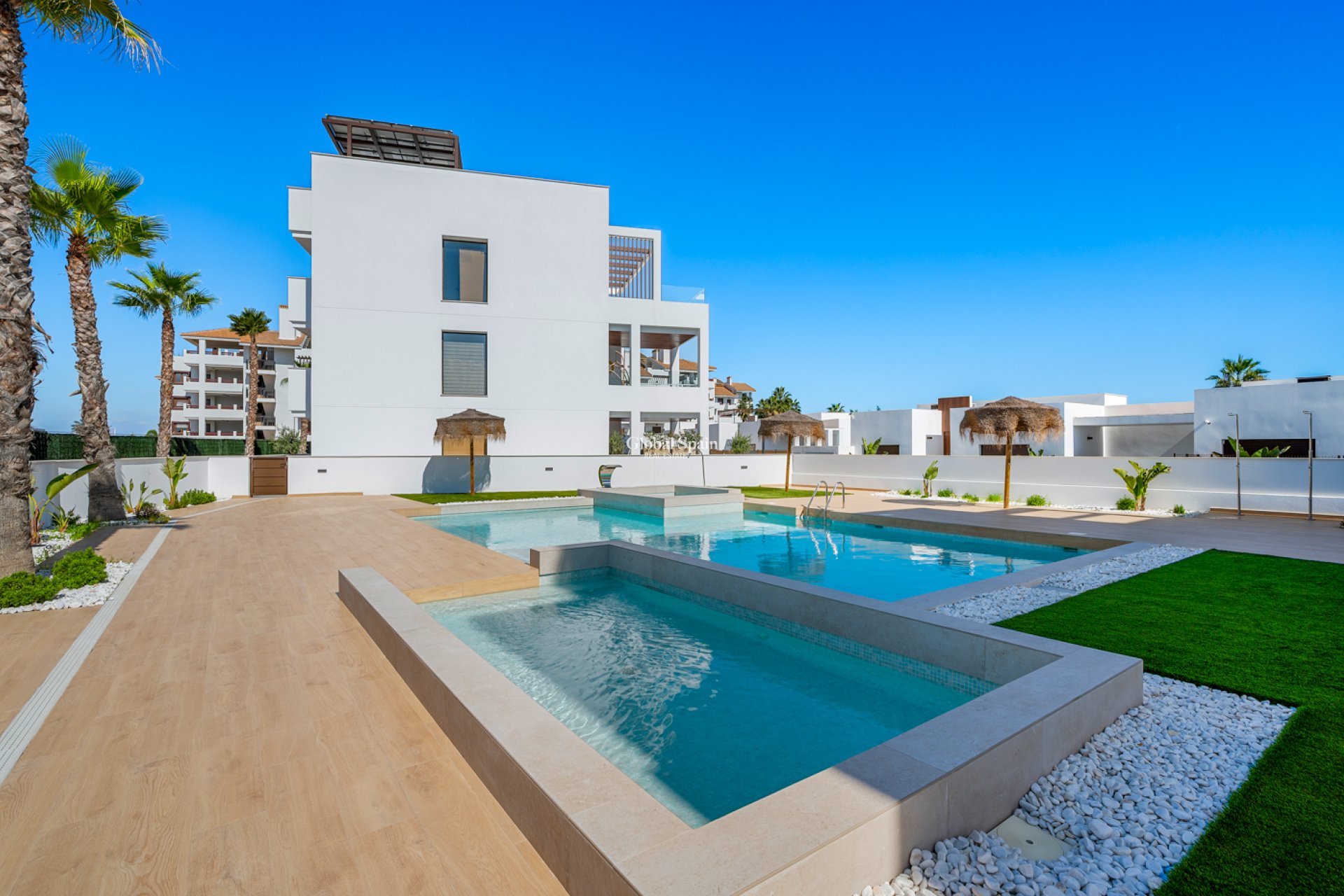 Resale - APARTMENT -
LOS ALCÁZARES