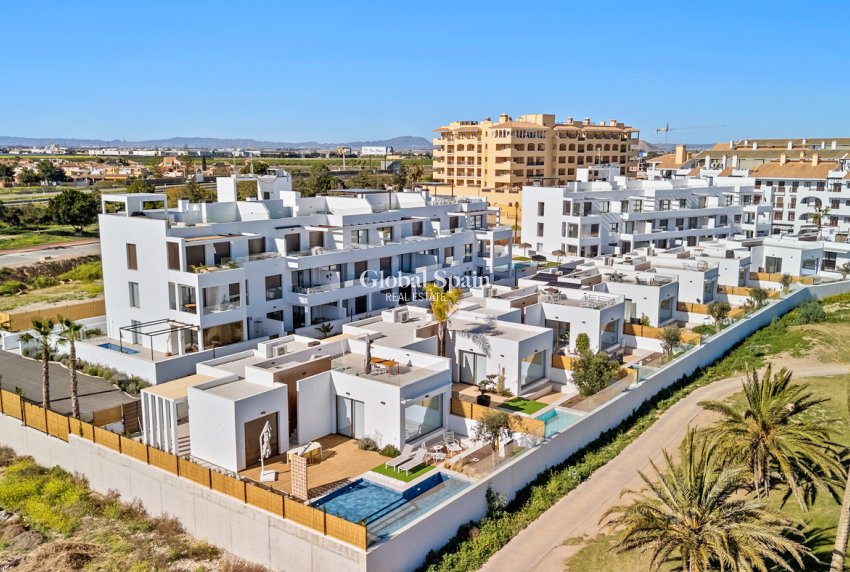 Resale - APARTMENT -
LOS ALCÁZARES