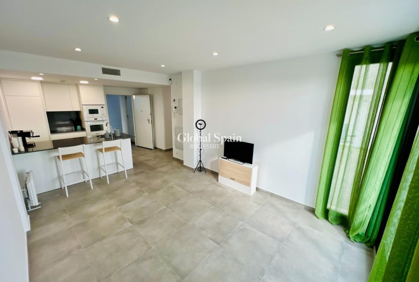 Resale - Apartment -
LOS ALCÁZARES