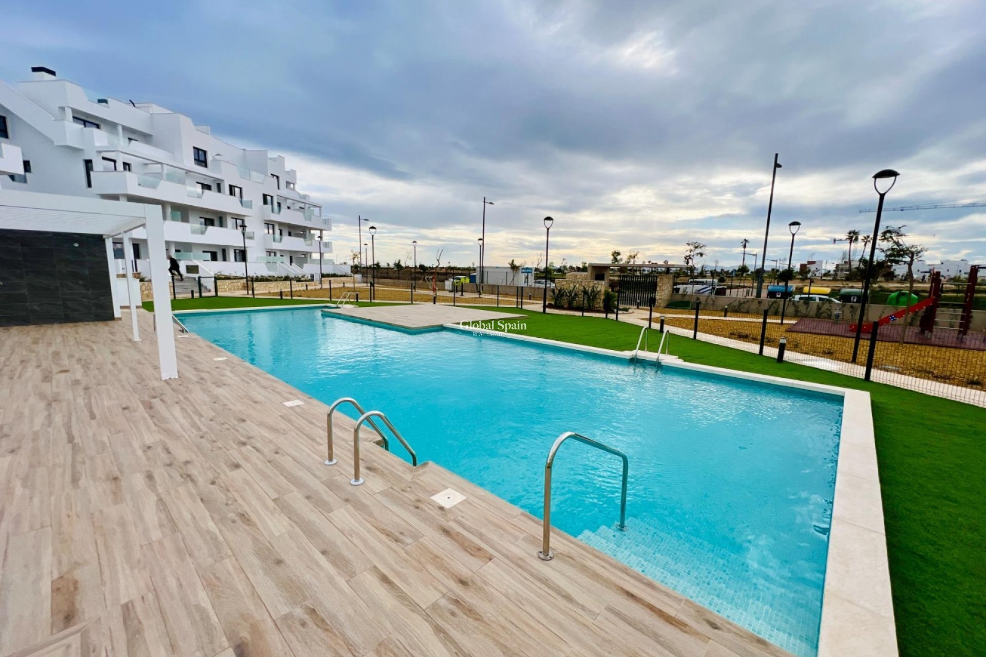 Resale - Apartment -
LOS ALCÁZARES