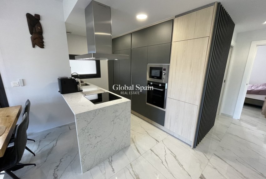 Resale - APARTMENT -
LOS BALCONES - LOS ALTOS - Costa Blanca