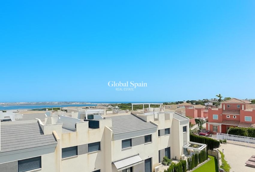 Resale - APARTMENT -
LOS BALCONES - LOS ALTOS - Costa Blanca