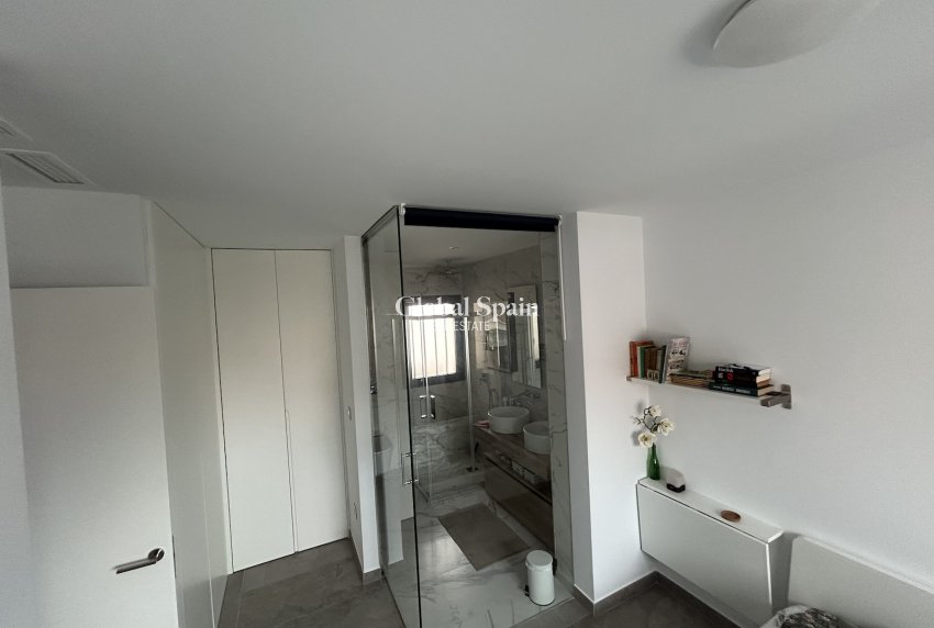 Resale - APARTMENT -
LOS BALCONES - LOS ALTOS - Costa Blanca