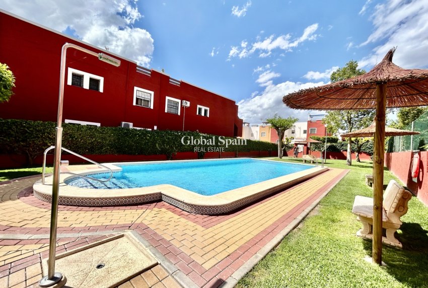 Resale - APARTMENT -
LOS BALCONES - LOS ALTOS - Costa Blanca