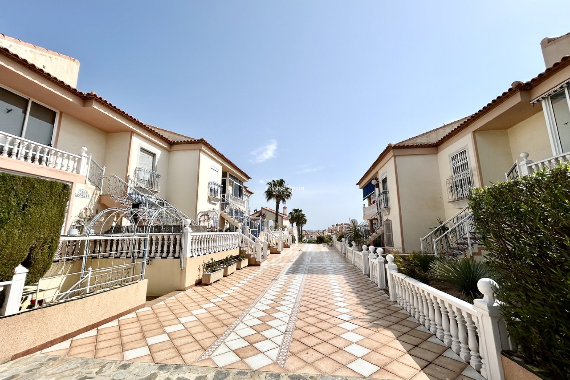 Resale - APARTMENT -
LOS BALCONES - LOS ALTOS - Costa Blanca