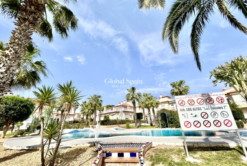 Resale - APARTMENT -
LOS BALCONES - LOS ALTOS - Costa Blanca