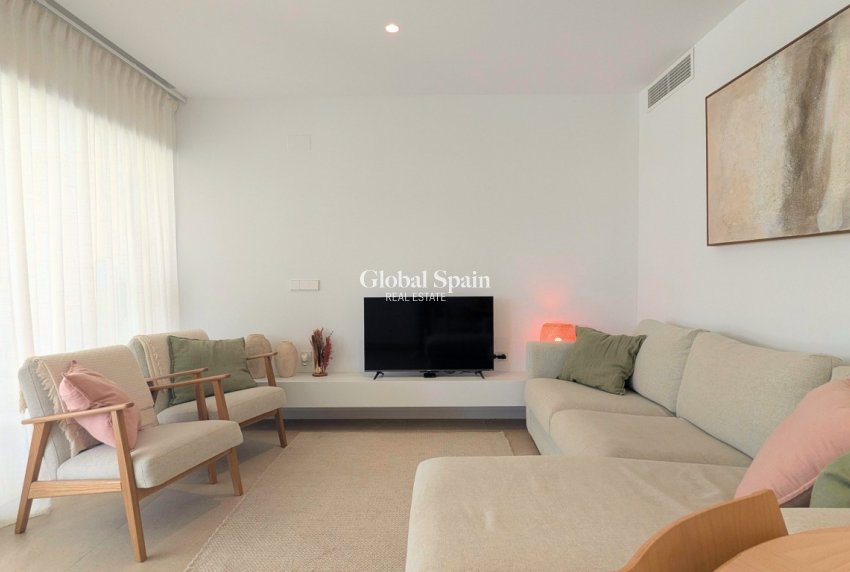 Resale - APARTMENT -
LOS BALCONES - LOS ALTOS - Costa Blanca