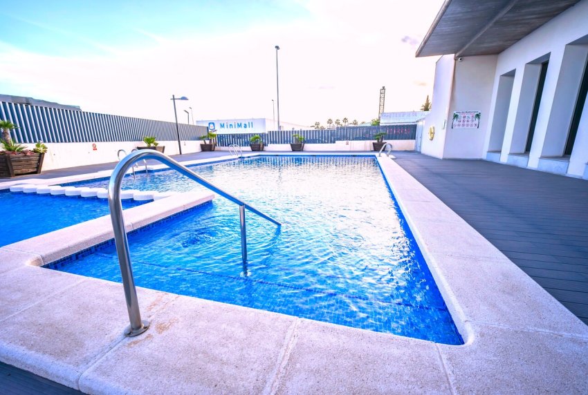 Resale - APARTMENT -
LOS DOLSES - Altos de Mediterraneo