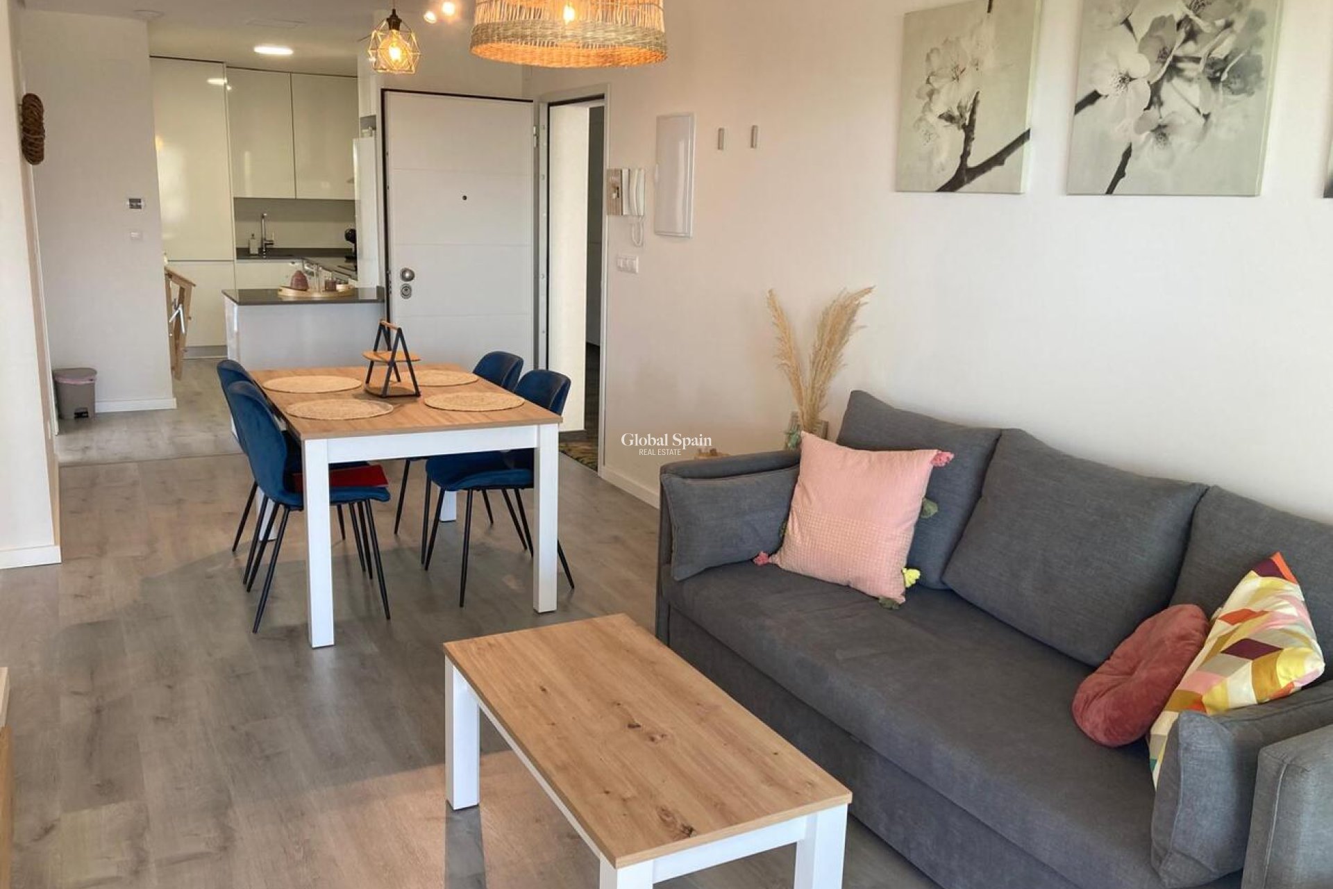 Resale - APARTMENT -
LOS DOLSES - Costa Blanca