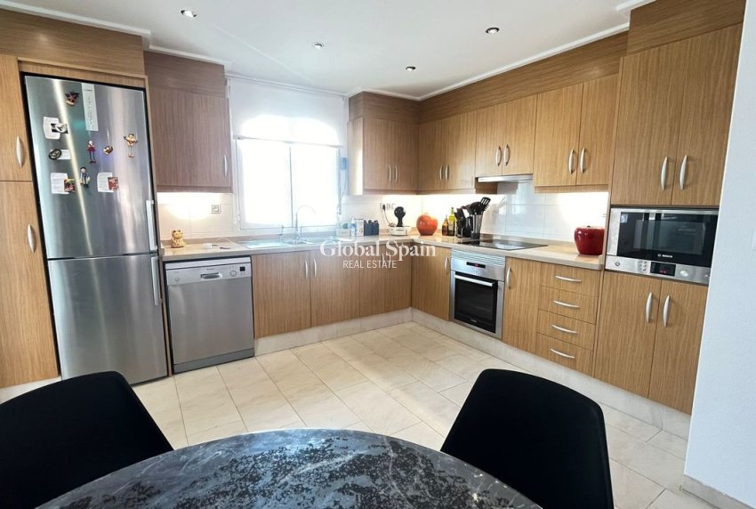 Resale - APARTMENT -
LOS DOLSES - Inland