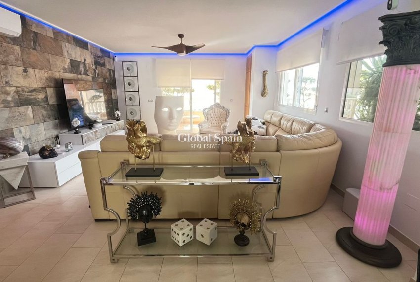 Resale - APARTMENT -
LOS DOLSES - Inland