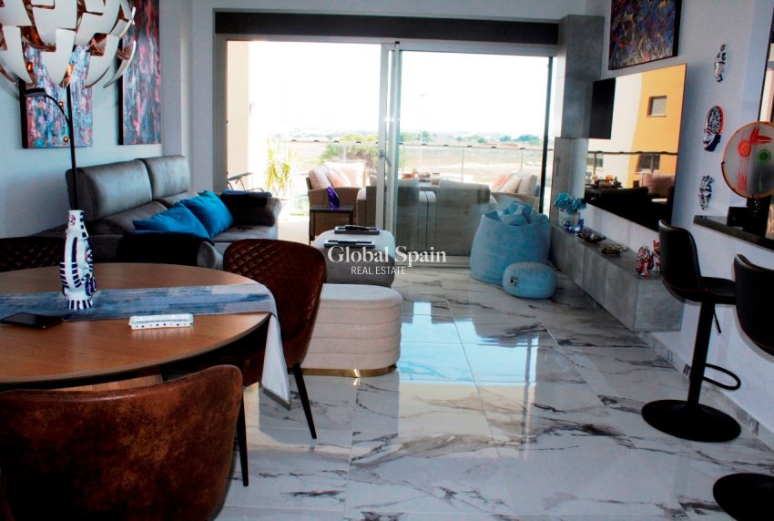 Resale - APARTMENT -
LOS DOLSES - Inland