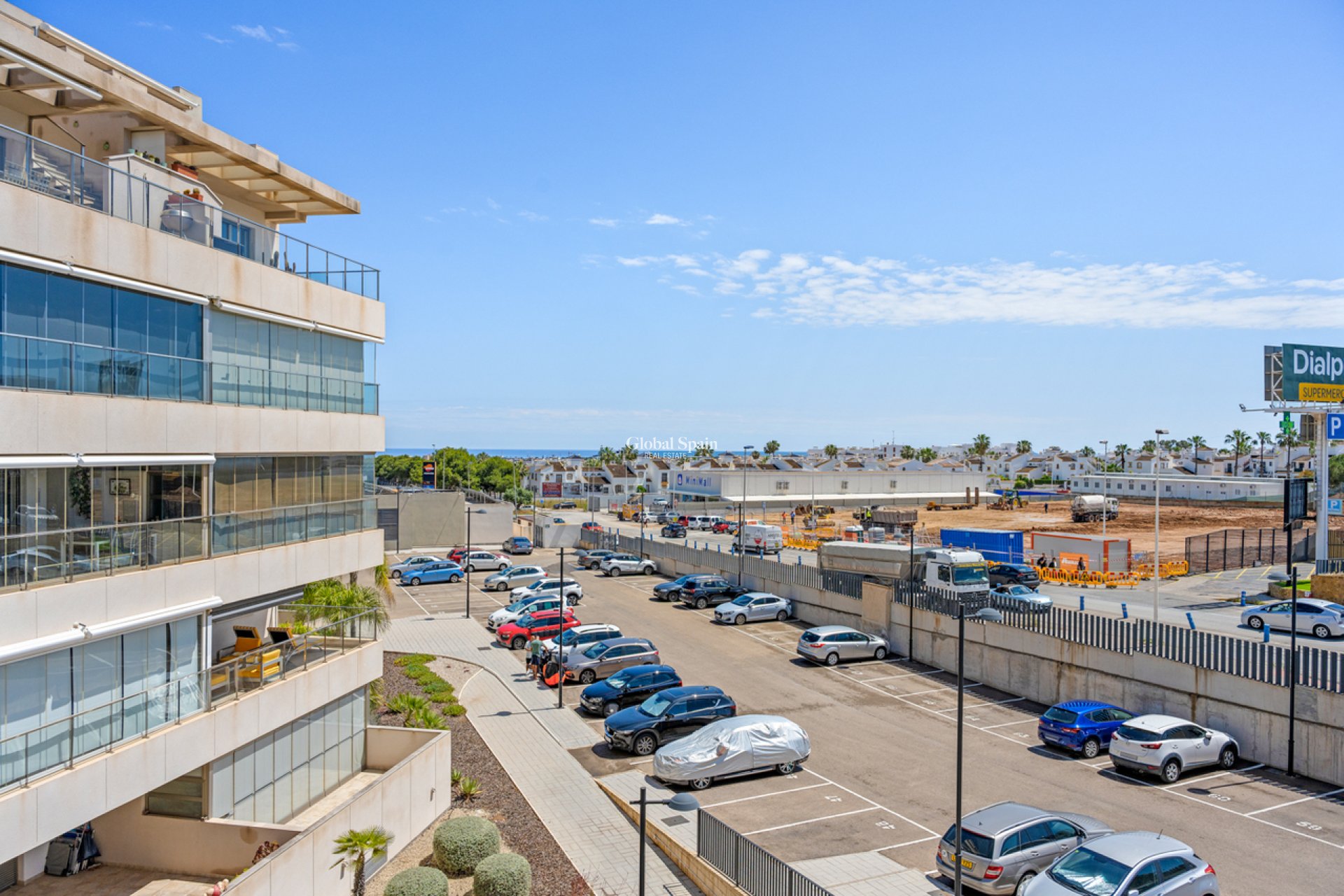 Resale - APARTMENT -
LOS DOLSES - Inland