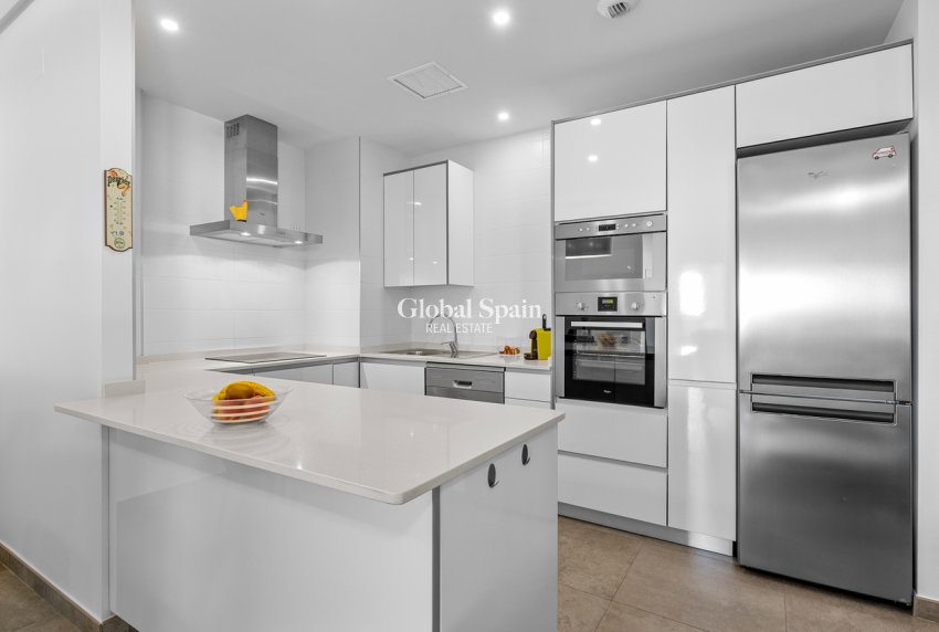 Resale - APARTMENT -
LOS DOLSES - Inland