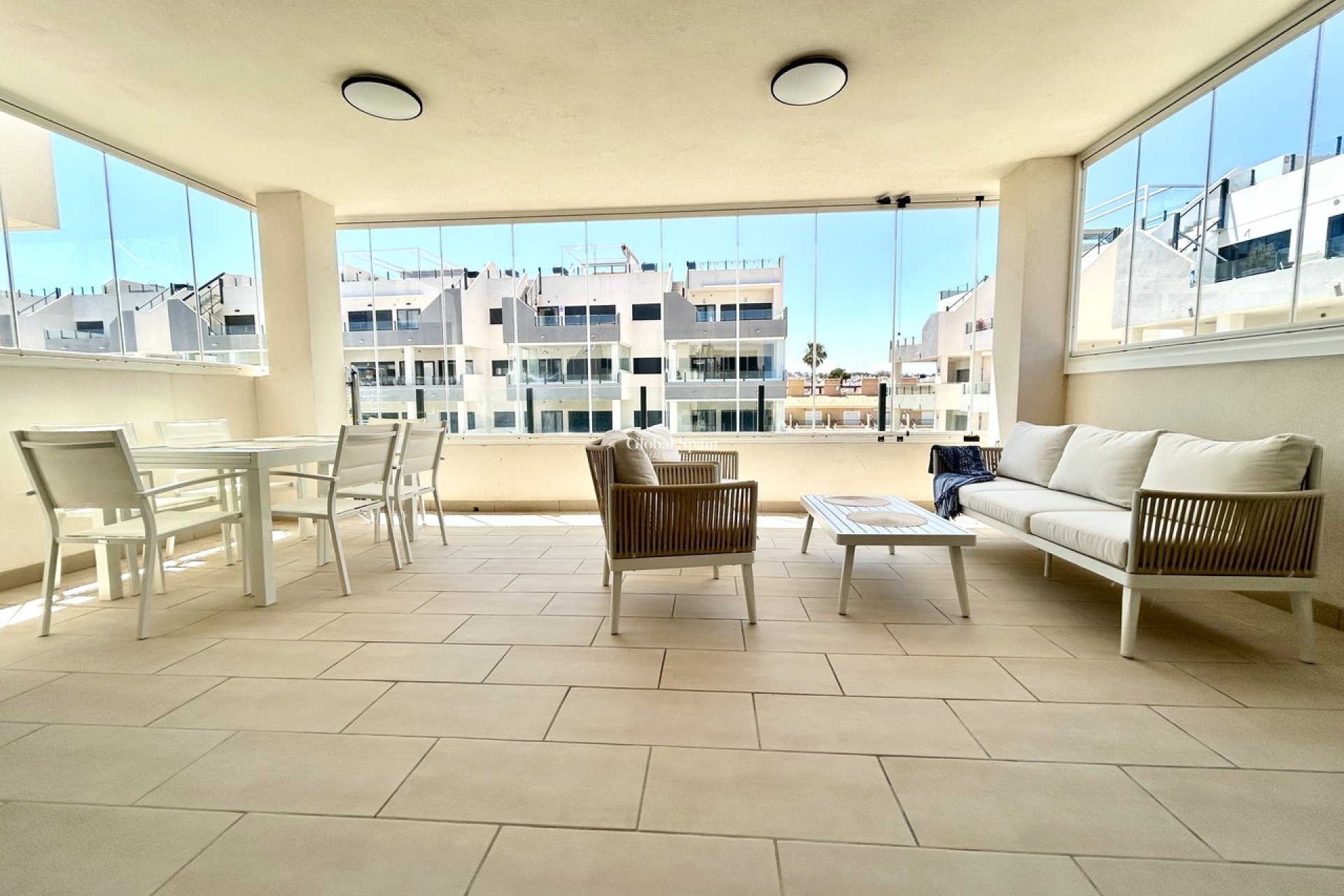 Resale - APARTMENT -
LOS DOLSES - Inland